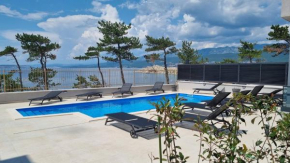 Villas Punta Silo - luxury apartments with pool